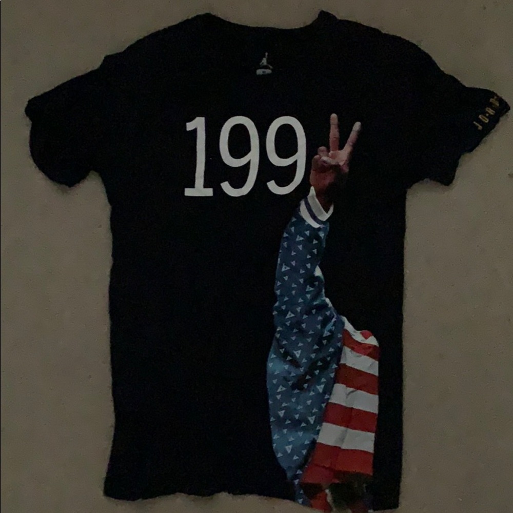 Men’s Jordan shirt